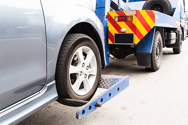 Why Should You Hire a Towing Service for Roadside Assistance?